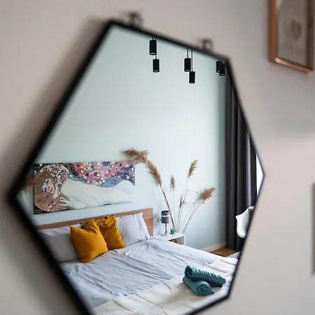 Modern, Design Lakas A Margit-sziget Mellett * ブダペスト