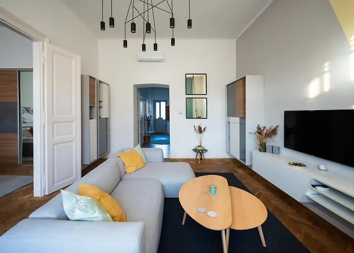 Modern, Design Lakas A Margit-sziget Mellett アパート *