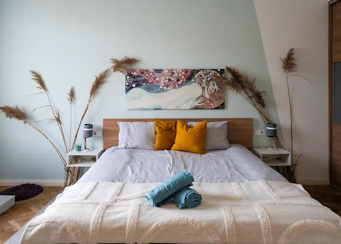 Modern, Design Lakas A Margit-sziget Mellett アパート *