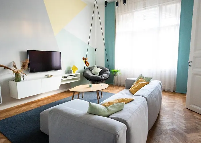 Modern, Design Lakas A Margit-sziget Mellett アパート ブダペスト