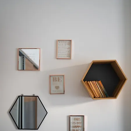 Modern, Design Lakas A Margit-sziget Mellett