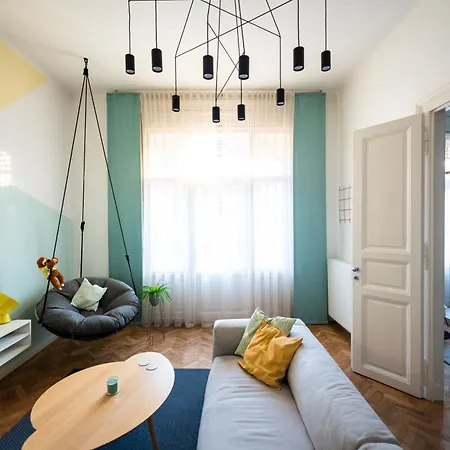 Modern, Design Lakas A Margit-sziget Mellett Apartmán