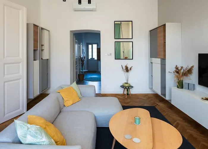 Modern, Design Lakas A Margit-sziget Mellett * Βουδαπέστη