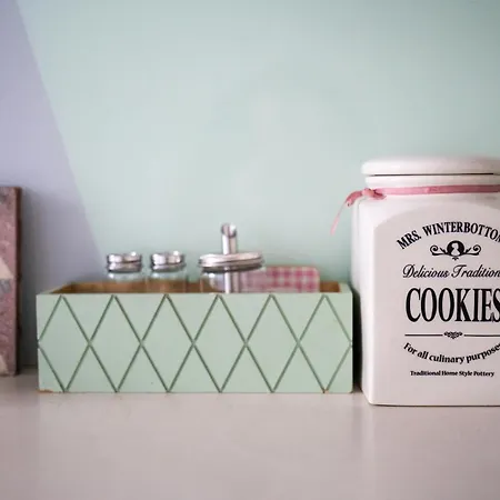 Modern, Design Lakas A Margit-sziget Mellett